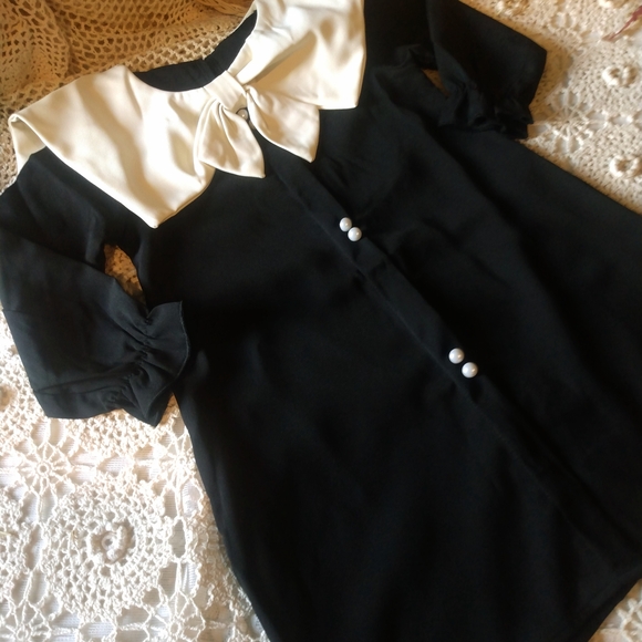 Elegant Black and White Kids Formal Dress - Picture 2 of 4